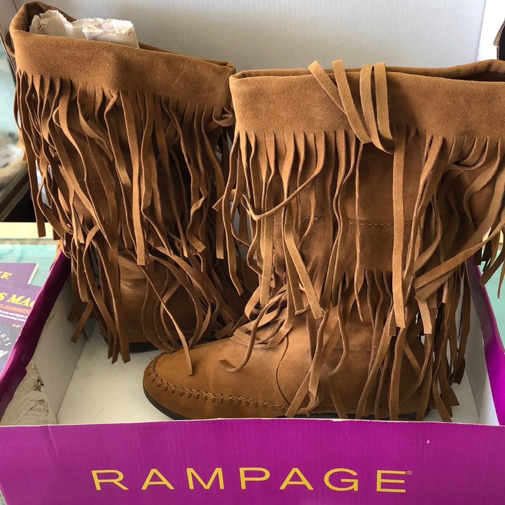 Chrisalee chestnut boots
